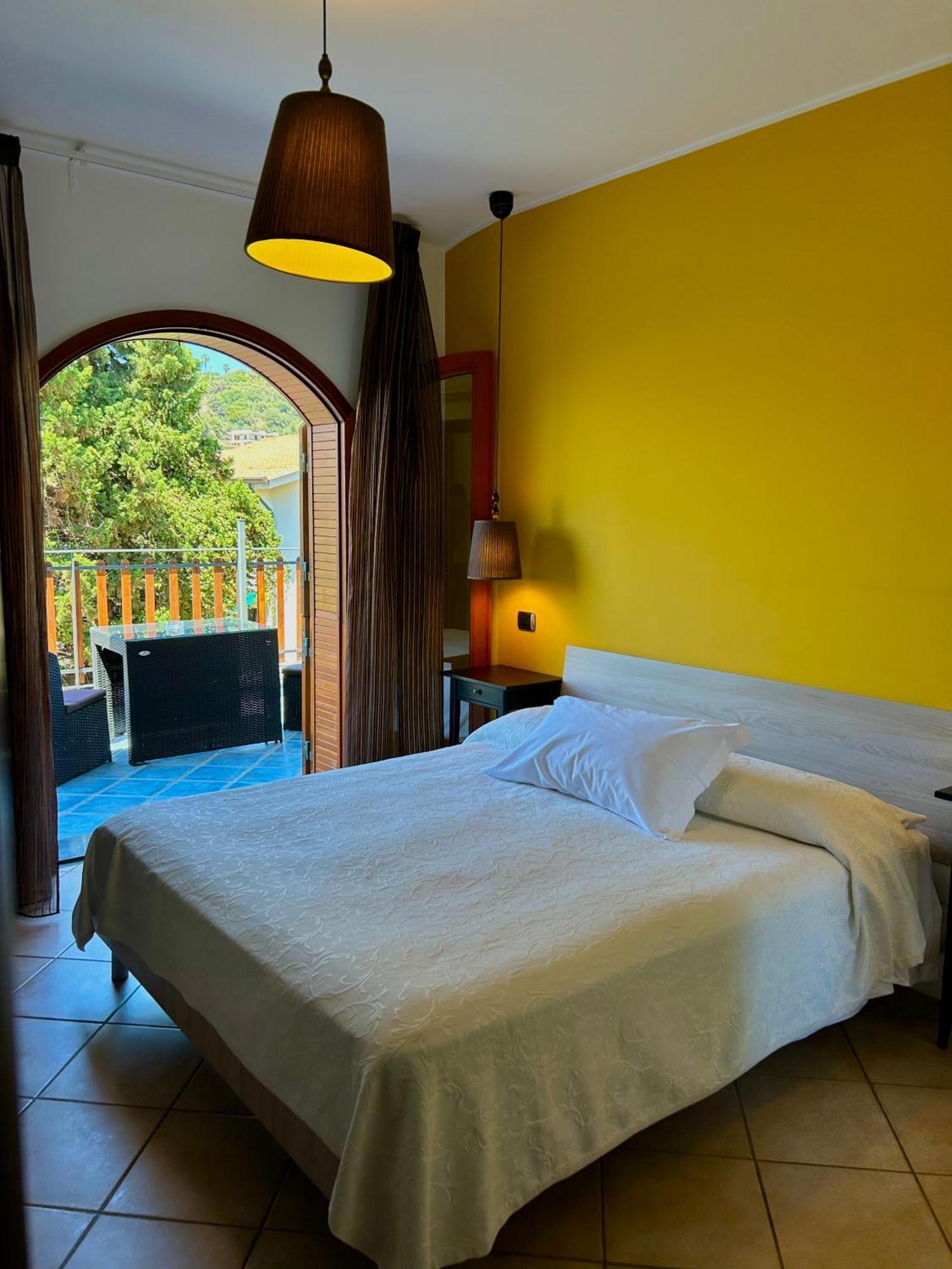 B&B Villa Rodriguez Milazzo Extérieur photo